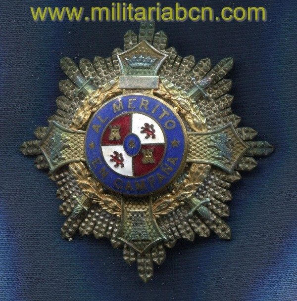 Militaria Barcelona España. Cruz de Guerra. Mérito en Campaña. Placa para Jefes, versión oro. Período Guerra Civil.