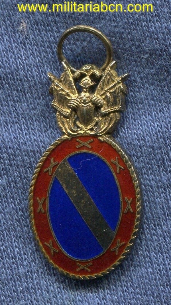 Militaria Barcelona España. Miniatura en plata de la Orden de la Junta de Nobles Linajes de Segovia.