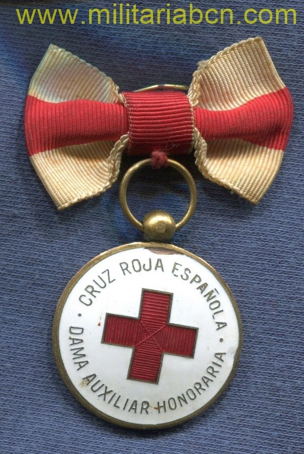 Militaria Barcelona España. Medalla de Dama Auxiliar Honoraria Cruz Roja
