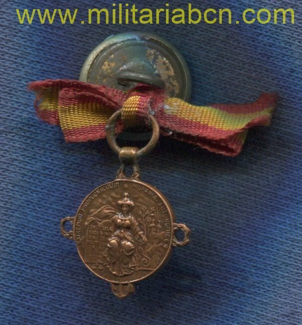 Militaria Barcelona España. Medalla conmemorativa del Centenario de la Constitución de 1812 y Sitio de Cádiz. Miniatura en bronce.