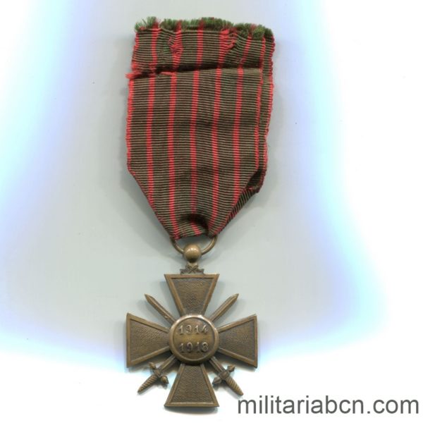MIlitaria Barcelona France. War Cross, 1914-1918. First World War.. Back