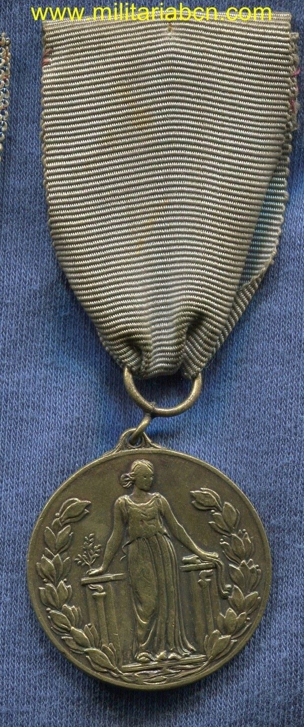 Militaria Barcelona czechoslovaquia medal fidac