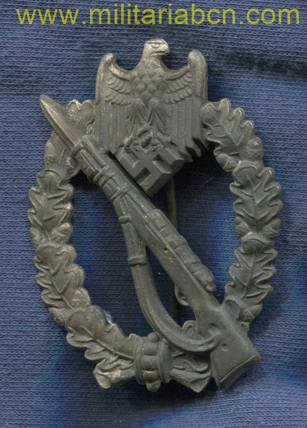 Germany III Reich. Infantry Assault Badge. Silver version. Infanterie Sturmabzeichen. German award second world war. 