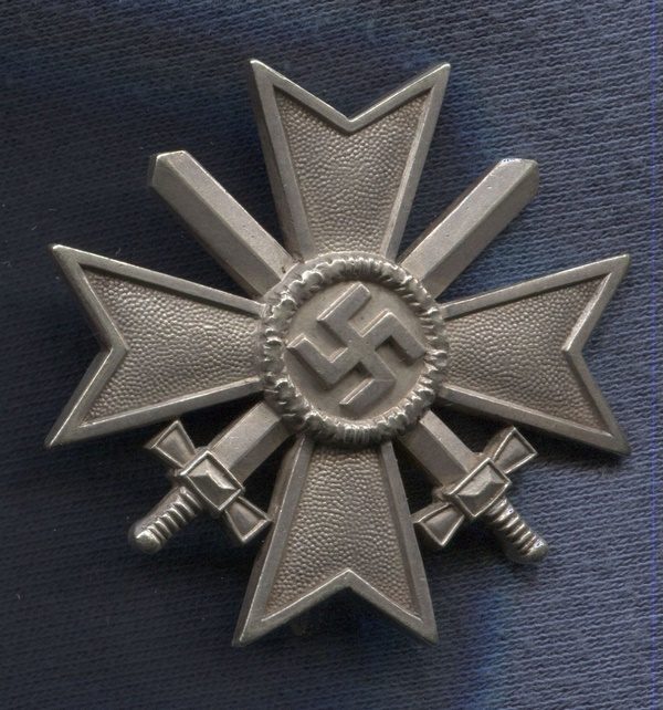 Militaria Barcelona Germany III Reich. Cross to the Merit of War. KVK Kriegsverdienstkreuz. 1st Class With swords. Needle marked 4. German award second world war. 