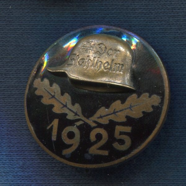 Germany III Reich. Conmemorative badge of the Stahlhelm 1925. Stahlhelmbund Diensteintrittsabzeichen 1925. Marked.