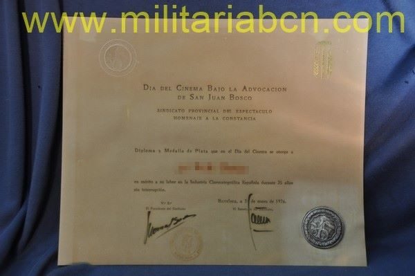España. Diploma y Medalla de Plata al Labor en la Industria Cinematográfica Española. CNS. 1976