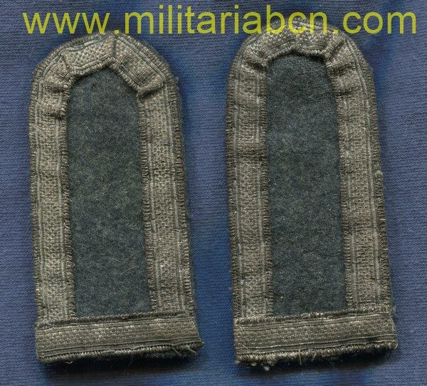 Sergeant's Shoulder pads, Unterfeldwebel, Luftwaff