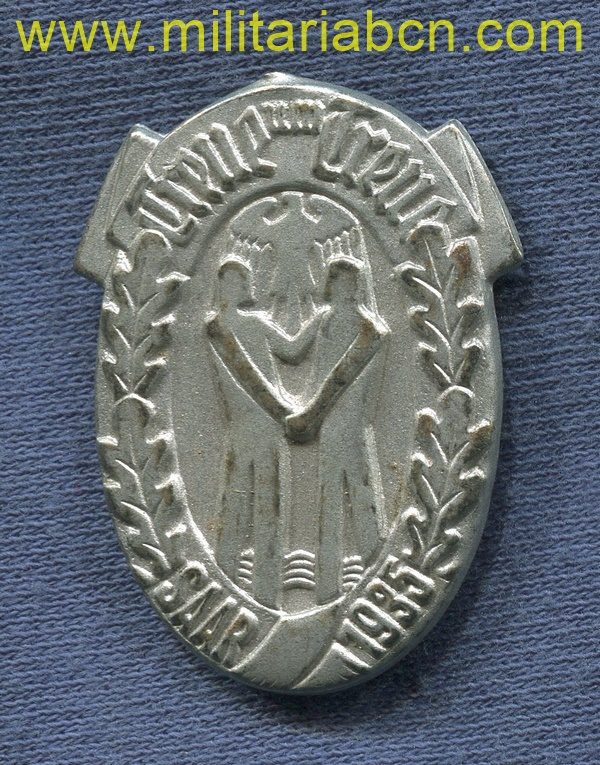 Germany III Reich. Winterhilfswerk badge. Saar
