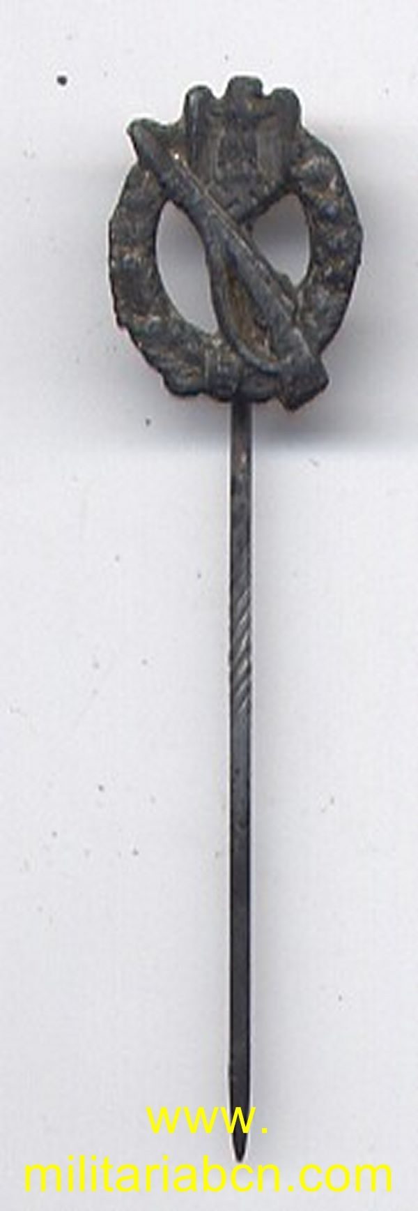 Militaria Barcelona Germany III Reich. Infantry assault badge. Silver version. Miniature. Infanteriesturmabzeichen in Silber 