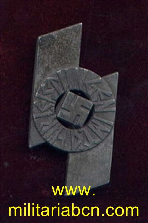 Militaria Barcelona Germany III Reich. Deutsches Jugend Proficiency badge. Silver grade. DJ-Leistungsabzeichen in silber