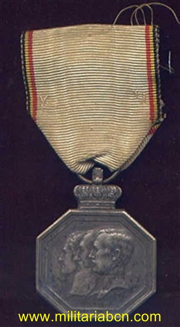 Militaria Barcelona Belgique Medaille centenaire 1839 1930