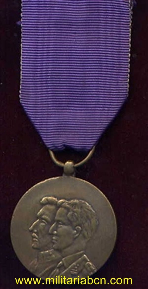 Militaria Barcelona Nieuwpoort medal WW1
