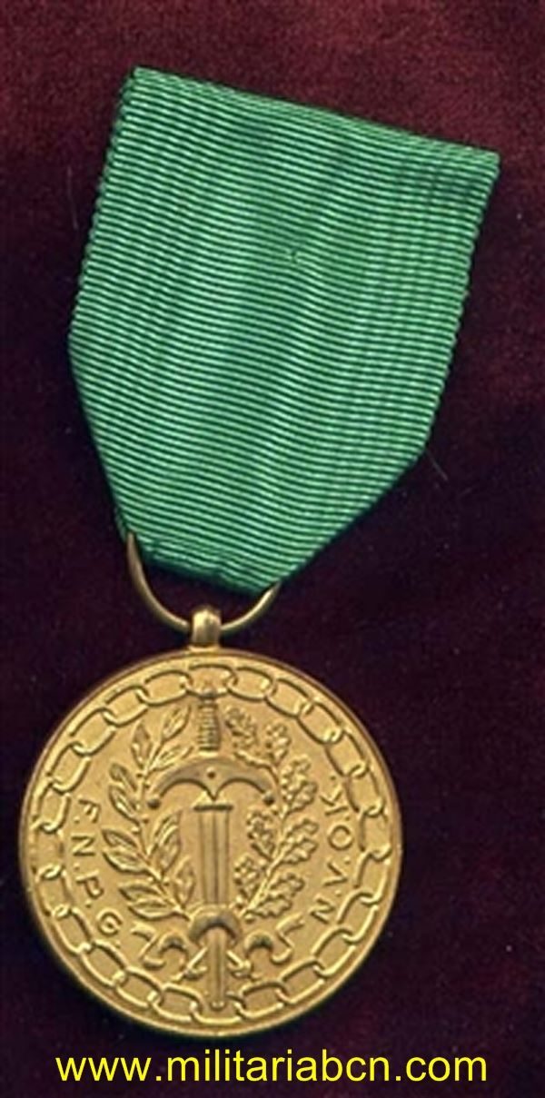 Militaria Barcelona FNPG belgium medal