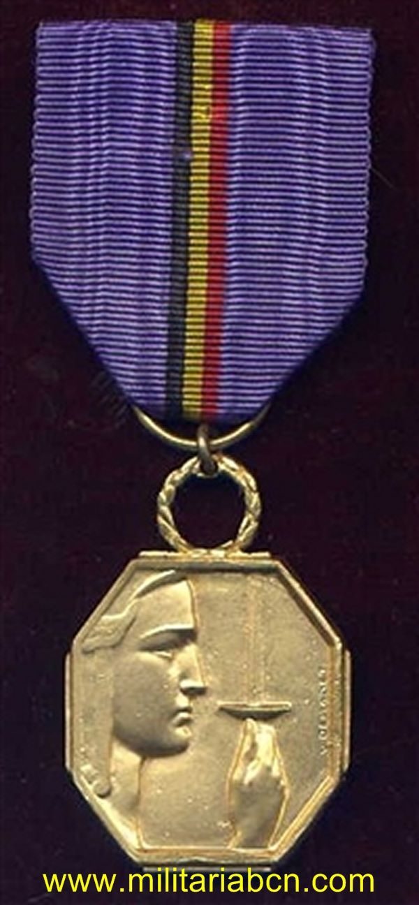 Militaria Barcelona Belgium medal recognition WW2