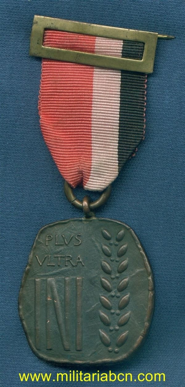 España. Epoca de Franco. Medalla del INI Instituto Nacional de Industria. Versión bronce.