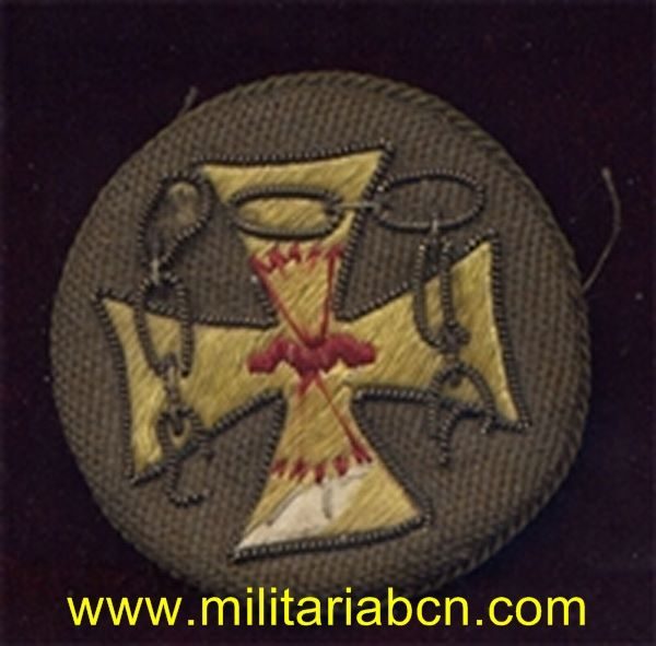 España. Medalla de ex-Cautivos de la Guerra Civil. Modelo bordado. Cosido en la manga del uniforme de diario.