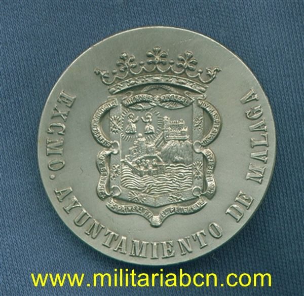 España. Medalla del Excelentísimo Ayuntamiento de Málaga. 50 mm.