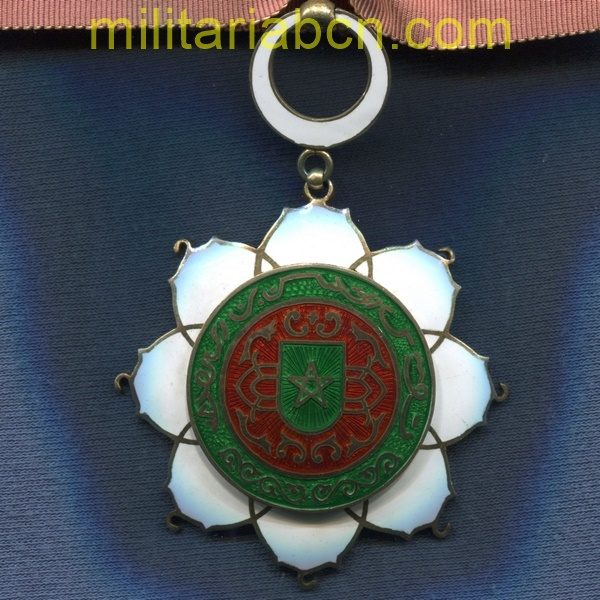 Militaria Barcelona Medalla de Comendador Ordinario, Saada, de la Orden de la Hasania del Protectorado Español en Marruecos.