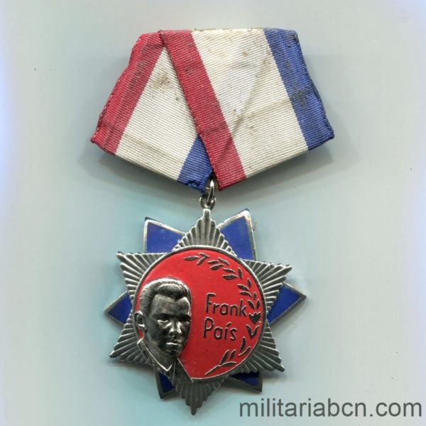 Militaria Barcelona Cuba. Frank Pais order.  2nd class. Ribbon