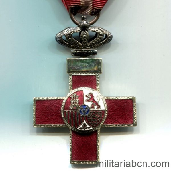 Militaria Barcelona. Cruz Merito Militar distintivo rojo. Modelo 2003