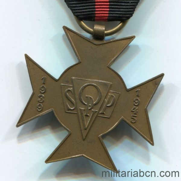 Militaria BarcelonaCzechoslovak Socialist Republic.  Medal for Political Prisoners 1939-1945. Reverse