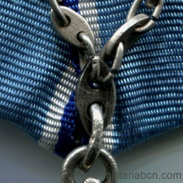 Militaria Barcelona ussr soviet union medal of ushakov chain