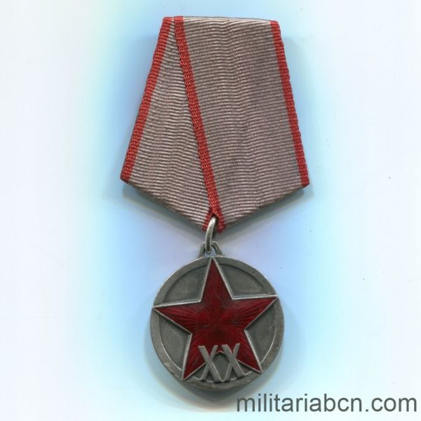 Militaria Barcelona USSR  Soviet Union  Medal of the XX Anniversary of the Red Army of Workers and Peasants (RKKA).  Awarded in 1938.  Type 2.  Silver.  Weight 23.4g  The vertical scratching of the lawn is appreciated, distinctive of the originals. ribbon