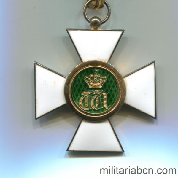Militaria Barcelona Luxembourg. Commander's Cross of the Order of the Oak Crown. With original box.