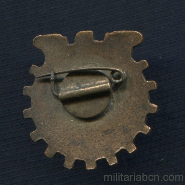 Militaria Barcelona USSR  Soviet Union.  Badge of the 5th Spartakiada of Trade Unions.  Sport tournament.  Year 1955 reverse