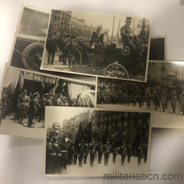 Militaria Barcelona Conjunto de 776 fotografías originales de Alfonso XIII en sus visitas a Barcelona de 1922, 1924 y 1929. Con imágenes de Alfonso XIII, Victòria Eugènia de Battenberg, el general Primo de Rivera, Vittorio Emanuele III y numerosas personalidades de la época. 6