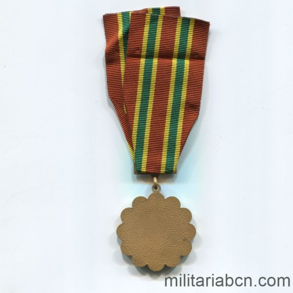 Militaria Barcelona. Saudi Arabia Medal of Merit in Nuth Al-Ma'rkat Combat  ribbon reverse