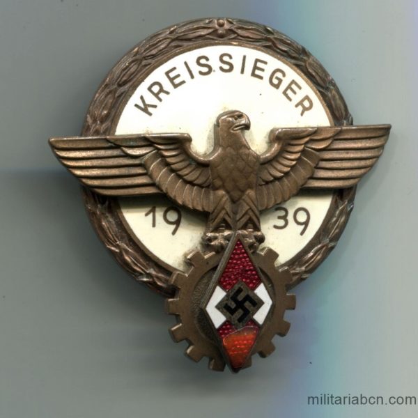 Germany III Reich.  Kreissieger Sports Badge 1939.  HJ Hitlerjugend Kreis level national trade dompetition badge   Made by Ferd. Wagner Pforzheim.