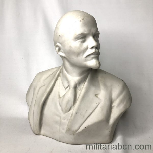 Militaria Barcelona USSR Soviet Union. Bust of Lenin in porcelain. 20 cm high
