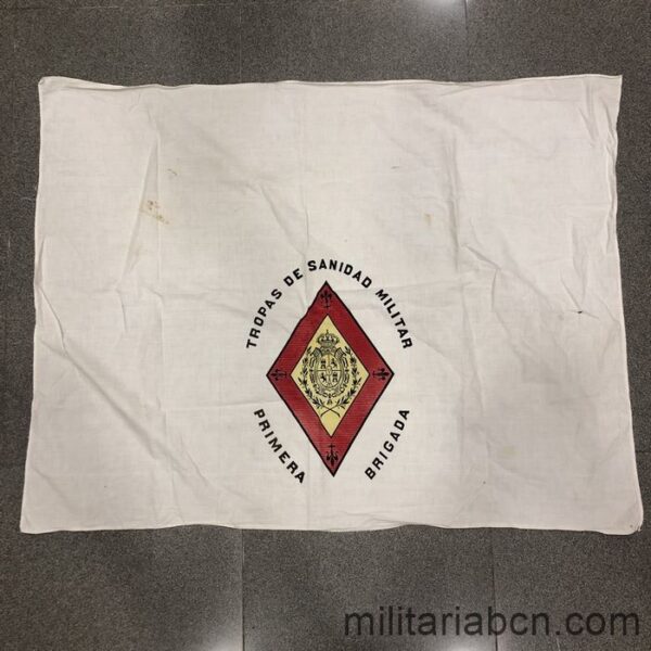 Bandera de mochila. Tropas de Sanidad Militar. Primera Brigada. Epoca Alfonso XIII.  General