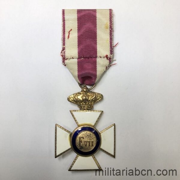 España. Cruz de la Orden de San Hermenegildo a la Constancia Militar. Época de Franco.  cinta reverso