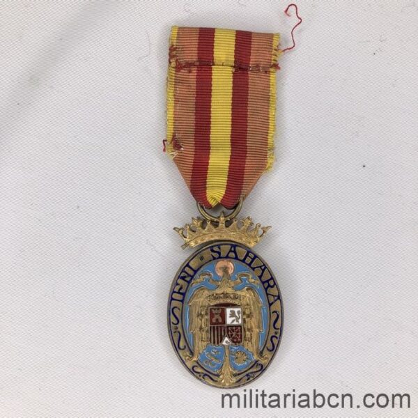 España. Medalla de Oficial de la Guerra Ifni Sahara 1958. Primer modelo. cinta reverso