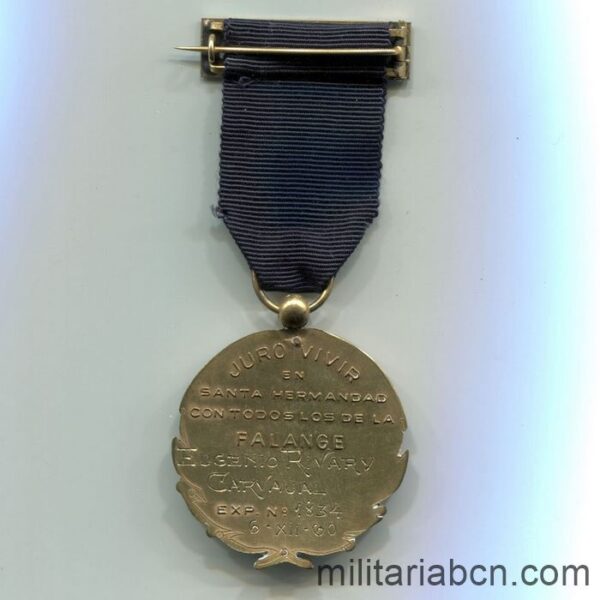 Medalla de Constancia del Frente de Juventudes de Falange. Versión oro. Medalla falangista cinta reverso