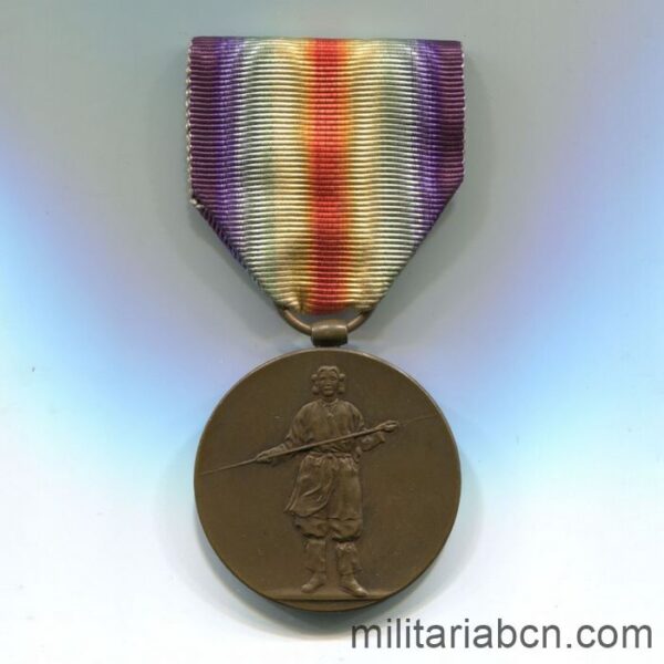 Japón. Medalla japonesa Interaliada o de la Victoria de la Primera Guerra Mundial. cinta