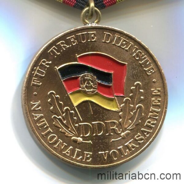 DDR.Medal For Faithful Service in the National People’s Army NVA. Gold version. 20 years. Medaille für treue Dienste in der Nationalen Volksarmee.