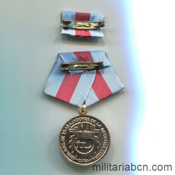 Cuba. Medalla José Ramón Martínez.  cinta reverso