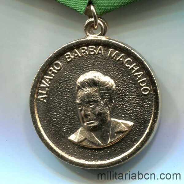 Cuba. Medalla o Distinción Álvaro Barba Machado.