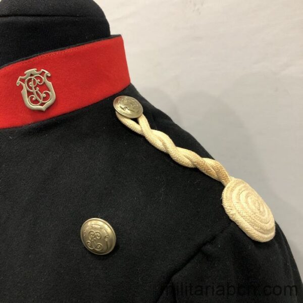 Chaqueta o guerrera del uniforme de gala de la Guardia Civil.  1931-1935. hombreras