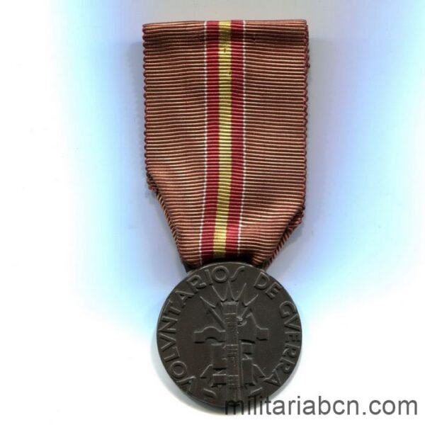 Medalla Italiana de los Voluntarios en la Guerra de España. 1936-1939. Medaglia per i Volontari della Campagna di Spagna.  cinta