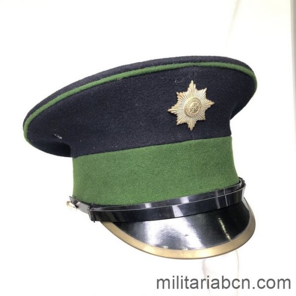 UK. Peaked cap. Irish Guard.