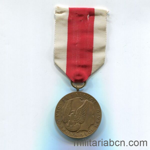 República Popular de Polonia. Medalla al Mérito en la Defensa Nacional. Versión bronce.