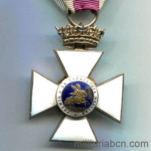 Cruz de la Orden de San Hermenegildo. Variante con coronal Imperial. Época de Franco.