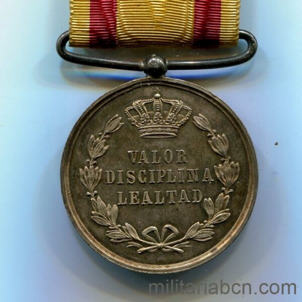 Medalla de Alfonso XII a los Ejércitos en Operaciones 1875.  reverso