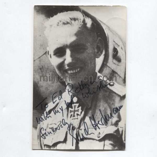 Fotografía autografiada por Erich Hartmann, piloto condecorado con la Cruz de Caballero.