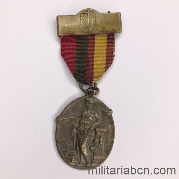 Medalla de la Obra Social Educación y Descanso. VII Concurso Exposición y Arte. 1954.