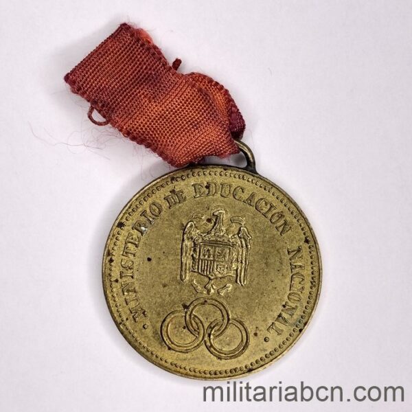 Medalla del Ministerio de Educación Nacional. Medalla deportiva . Campeón, Madrid 1951-52.